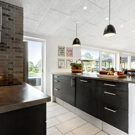 Dom wakacyjny Stunning In With Sauna *